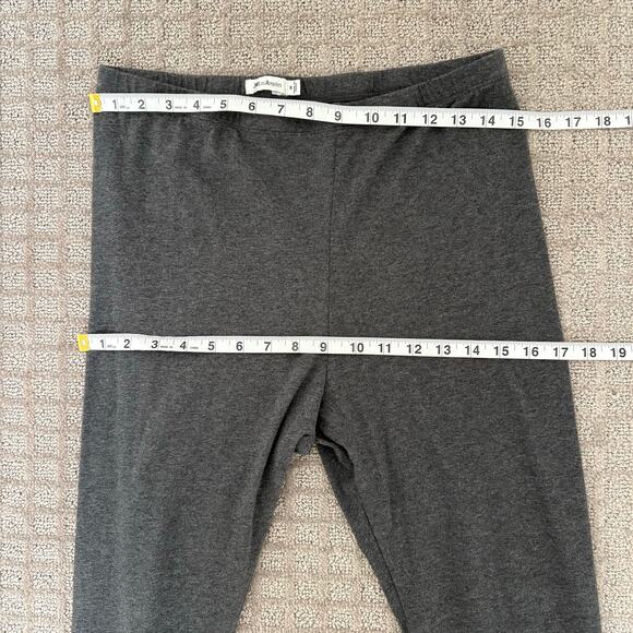 Johnny Was Valentina Embroidered Gray Leggings Size Medium - Picture 3 of 9